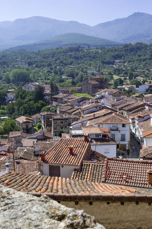 Hospederia Valle Del Ambroz Hervas Exterior photo